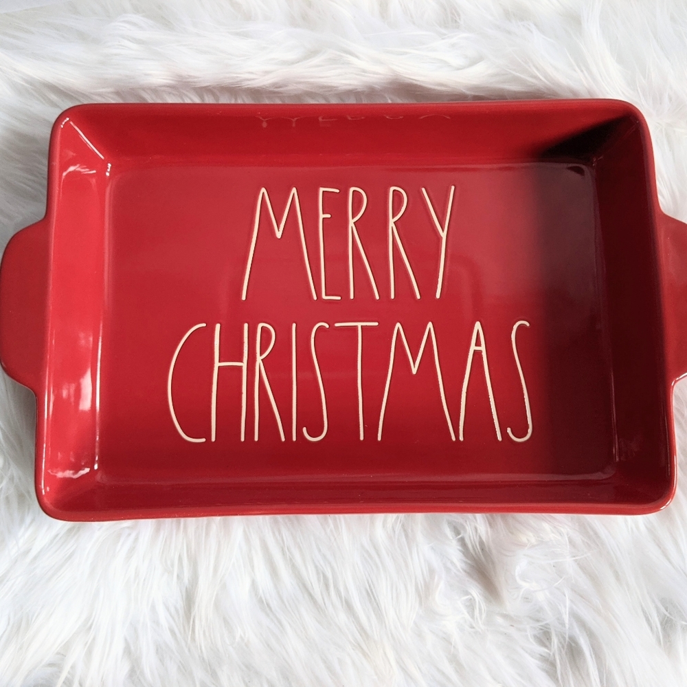 Rae Dunn Large Merry Christmas Baking Dish NWOT